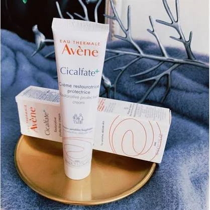 Kem Dưỡng Avène Làm Lành Da Nội Sinh và Ngăn Nhiễm Khuẩn Cicalfate+ Repairing Protective Cream 40ml