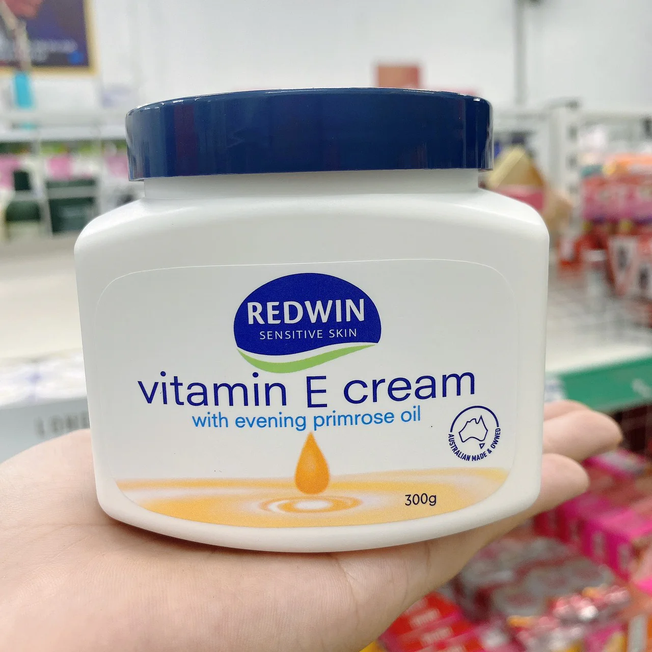 Kem dưỡng da mềm mịn RedWin Vitamin E Cream 300gr