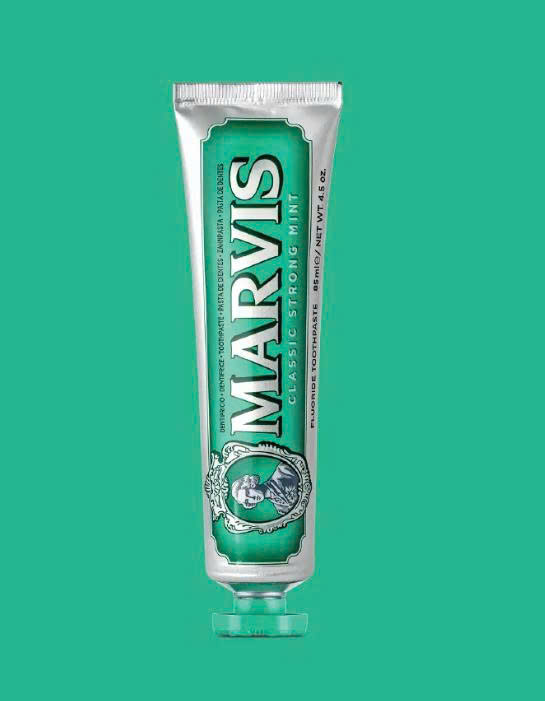 Kem đánh răng Marvis Classic Strong Mint 85ml