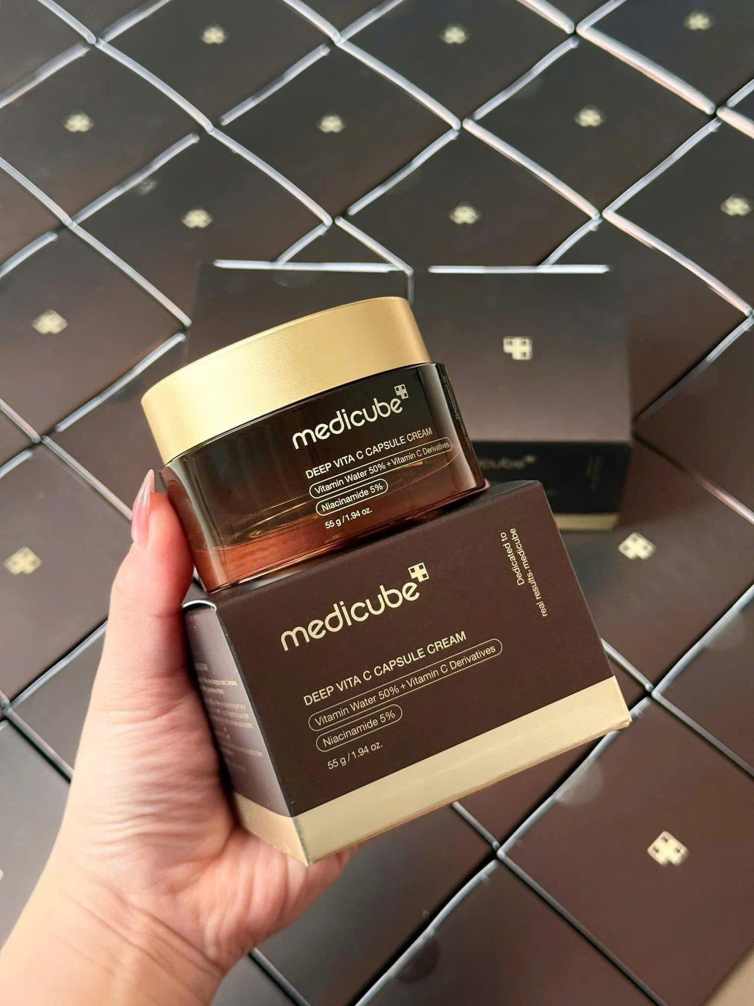Kem dưỡng Medicube Deep Vita C Capsule Cream 55g