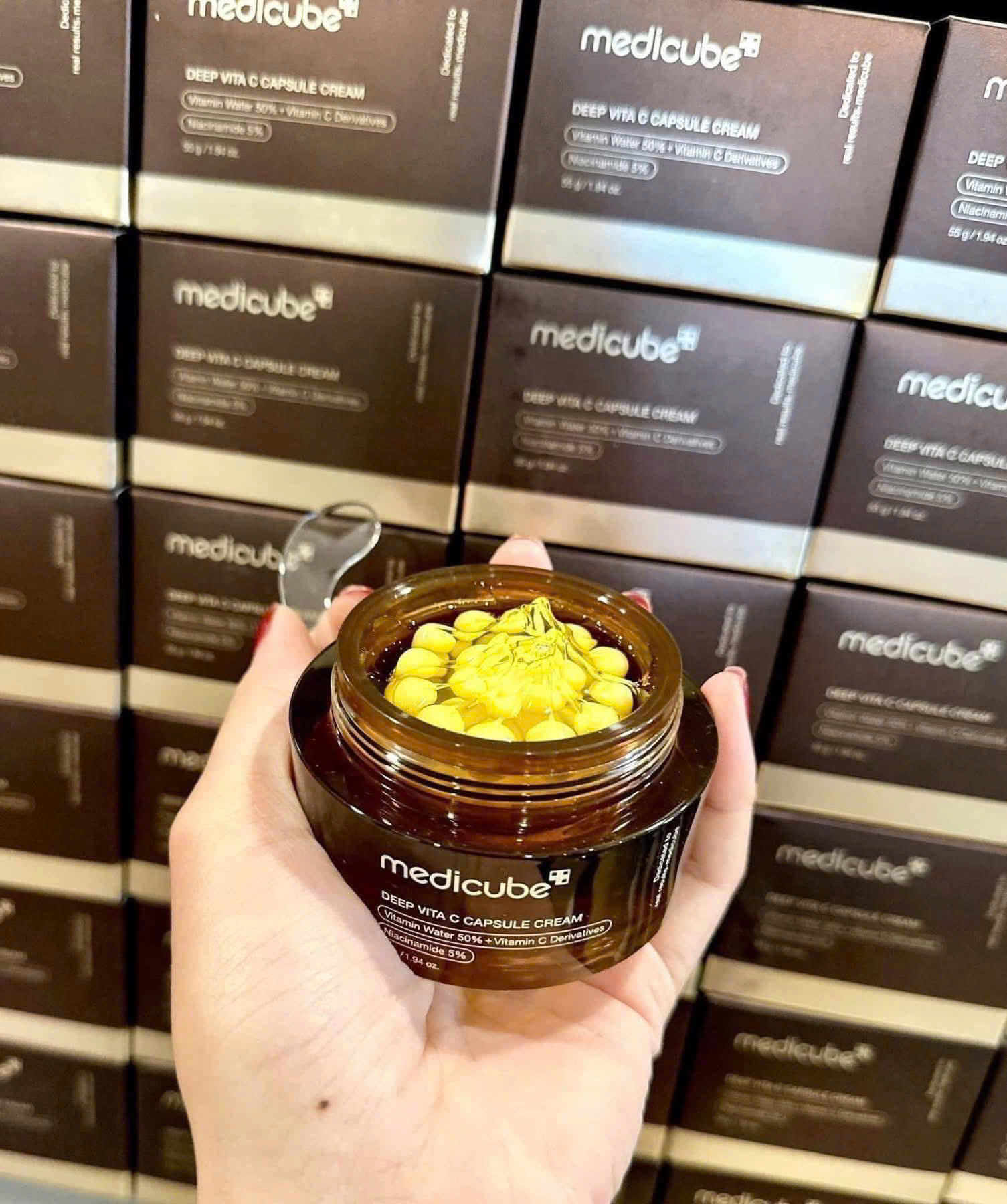 Kem dưỡng Medicube Deep Vita C Capsule Cream 55g
